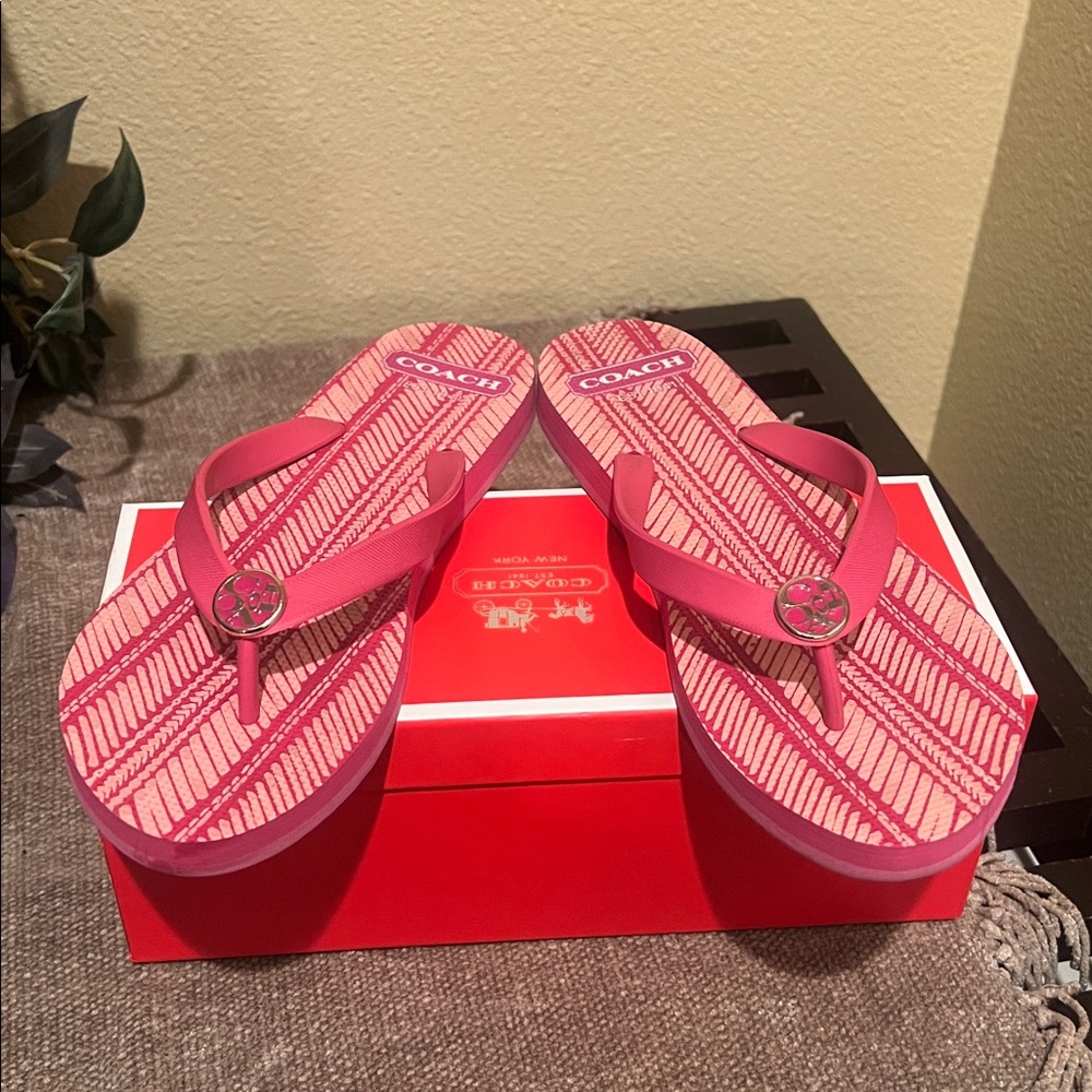 Coach Dark Blue and White Flip Flops - Picture 7 of 11